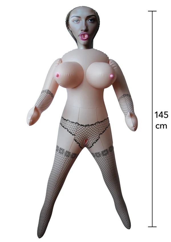 Busty Britney Opblaaspop - Hidden Desire