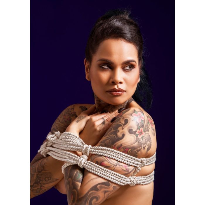 Bondage Hemp Touw 10 Meter 7 mm-bondage-hemp-touw-10-meter-7-mm-3.jpg