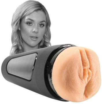 Masturbator Main Squeeze Gabbie Carter