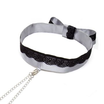 Play Nice Ketting en Tepelklemmen van Satijn en Kant